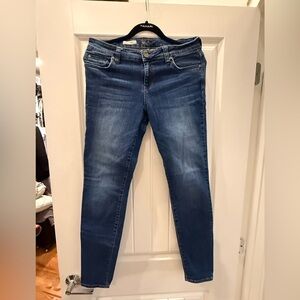 KUT  Toothpick skinny Women's Denim Skinny Jeans.  Inseam 30, slight stretch